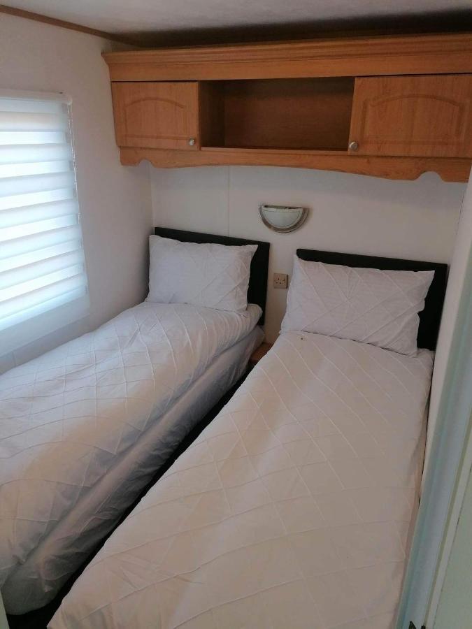 Cornwall Cornwall-Chapmanswell Caravan Holiday Park A30 B&B Bed And Breakfast #41 Launceston Bagian luar foto