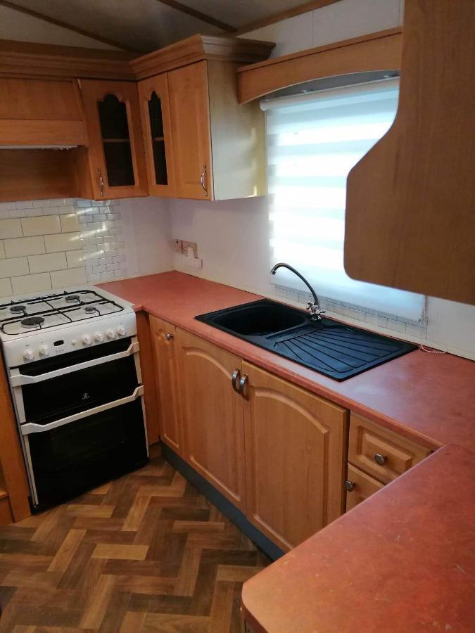Cornwall Cornwall-Chapmanswell Caravan Holiday Park A30 B&B Bed And Breakfast #41 Launceston Bagian luar foto
