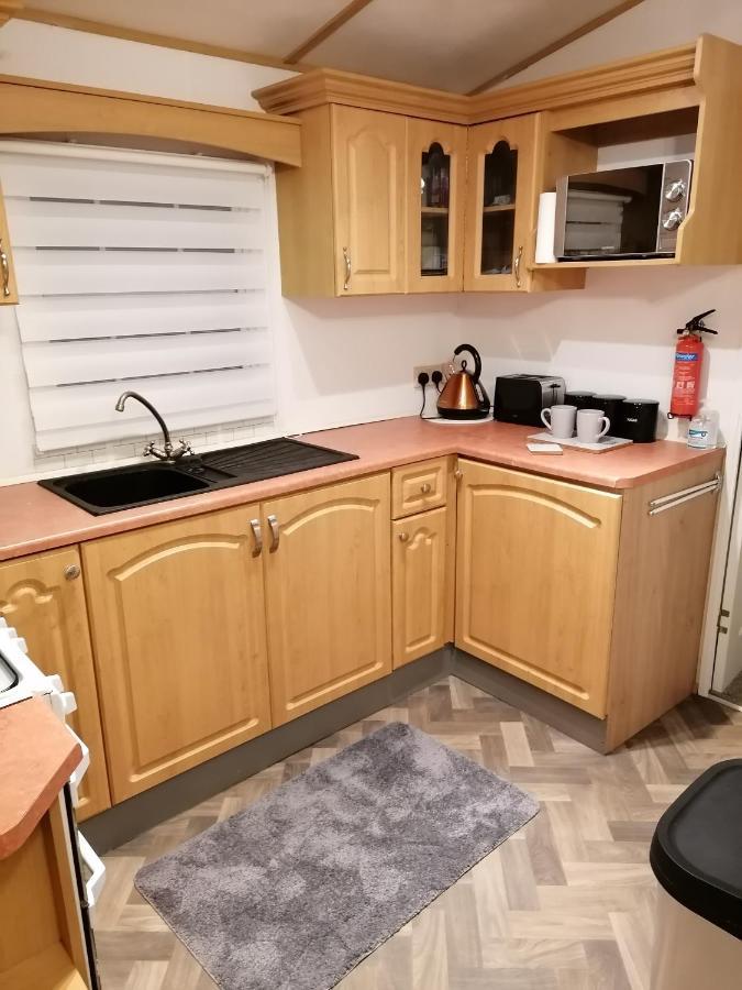 Cornwall Cornwall-Chapmanswell Caravan Holiday Park A30 B&B Bed And Breakfast #41 Launceston Bagian luar foto