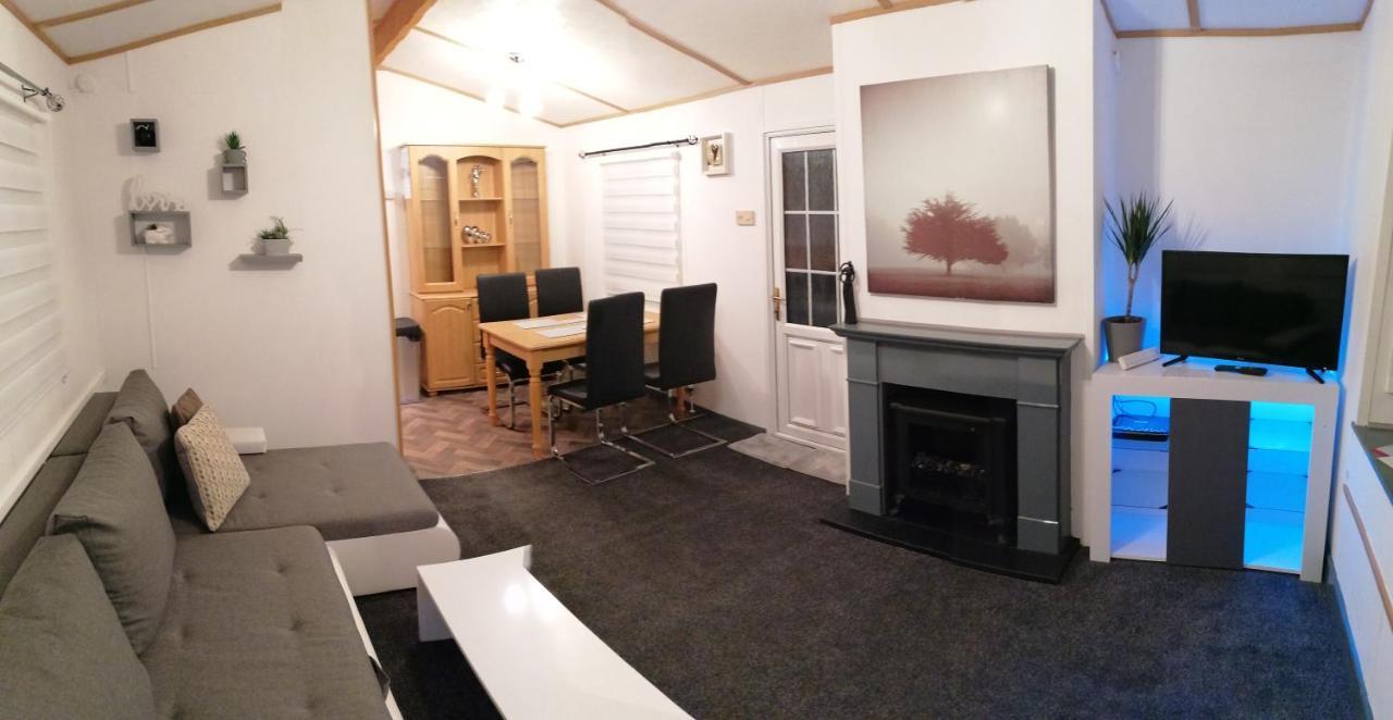 Cornwall Cornwall-Chapmanswell Caravan Holiday Park A30 B&B Bed And Breakfast #41 Launceston Bagian luar foto